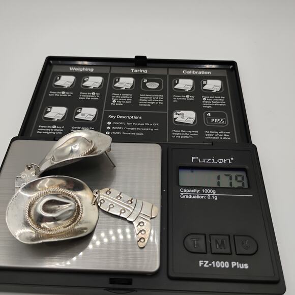 Cowboy Hat & Boots Earrings in Taxco Sterling Silver stamped TB-48 - Picture 6 of 6